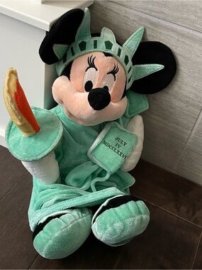 Disney Minnie Mouse Statue if Liberty Plush